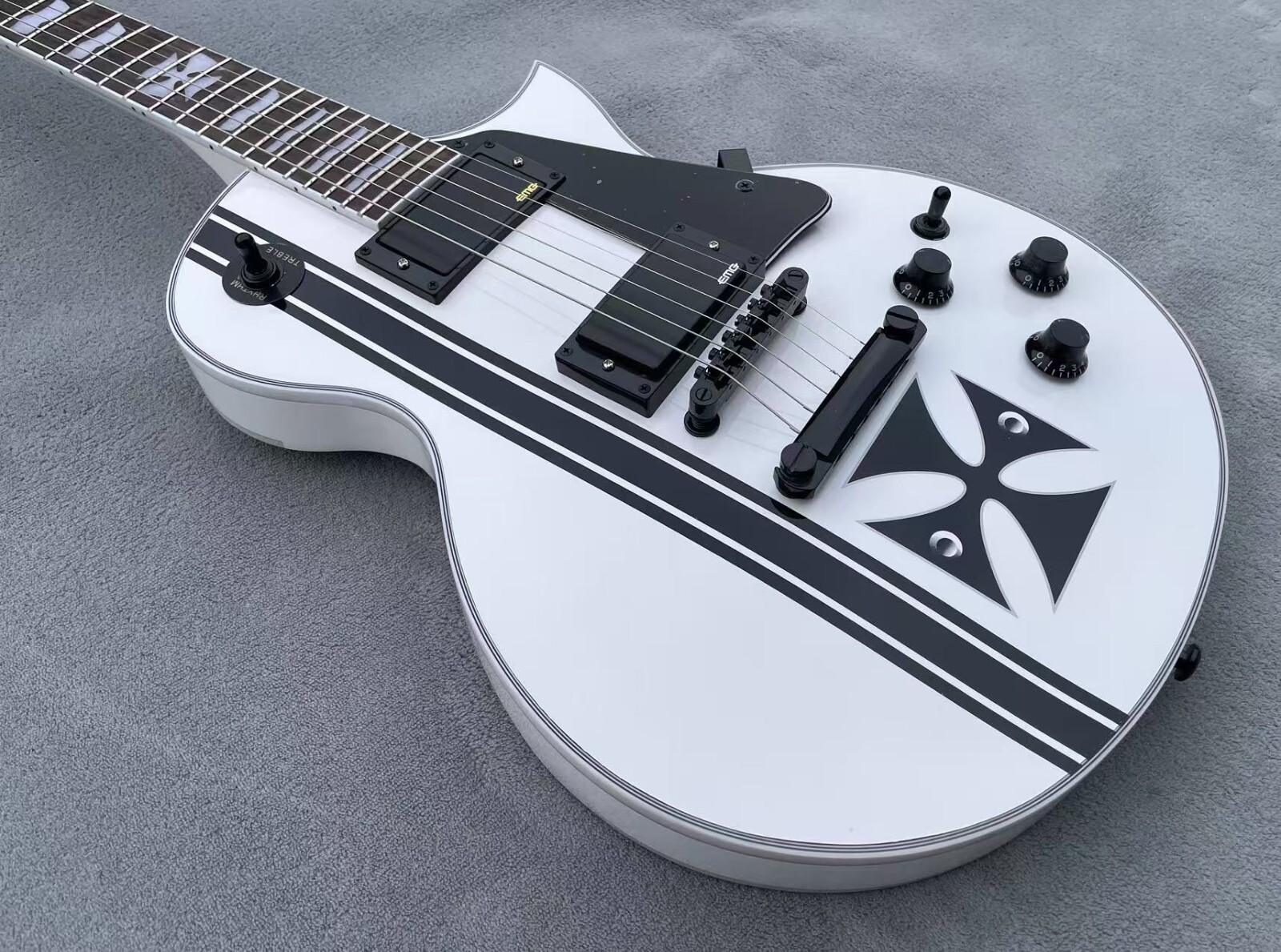 Custom ES Electric Guitar Actice Pickups Bone Nut Glossy Finished Guitarra