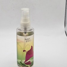 Bath  Body Works Sweet Pea 3 fl oz Fine Fragrance Mist Older Style