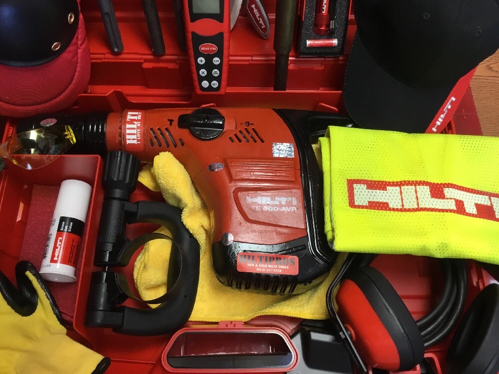 HILTI TE 500 AVR PREOWNED, NICE CONDITION, LOAD, FREE EXTRAS HILTI TE 500 AVR PREOWNED, NICE CONDITION, LOAD, FREE EXTRAS