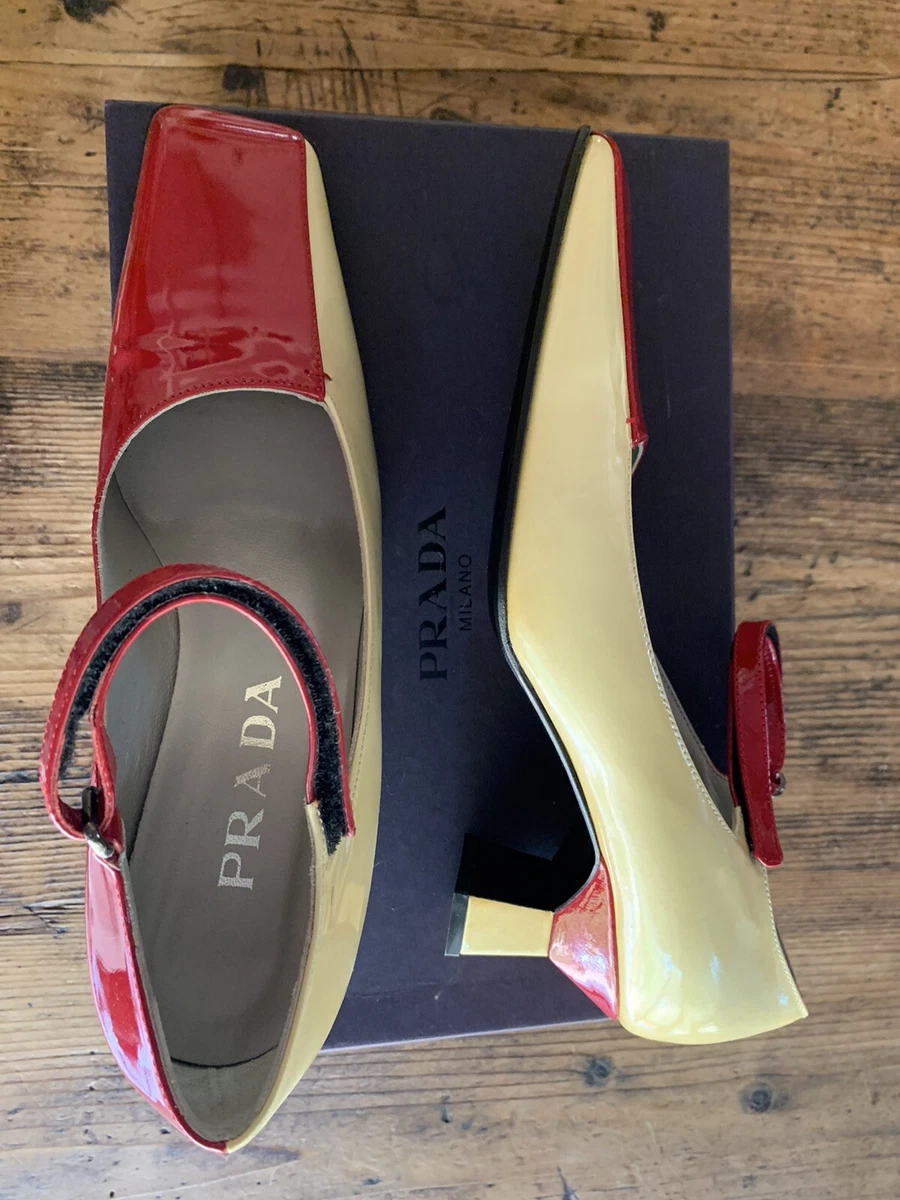 Vintage Prada Pumps Ecru Red patent Leather Heels SZ 38.5 NEW in