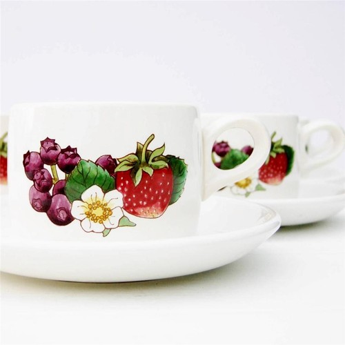 Vintage 1970s Wedgwood Gourmet Set Tea Coffee Cups Saucers Retro Fruits
