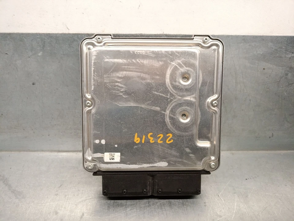 04L907309P CENTRALITA MOTOR UCE / 0281031483 BOSCH / 5450306 PARA SKODA SUPERB I - Imagen 2 de 4