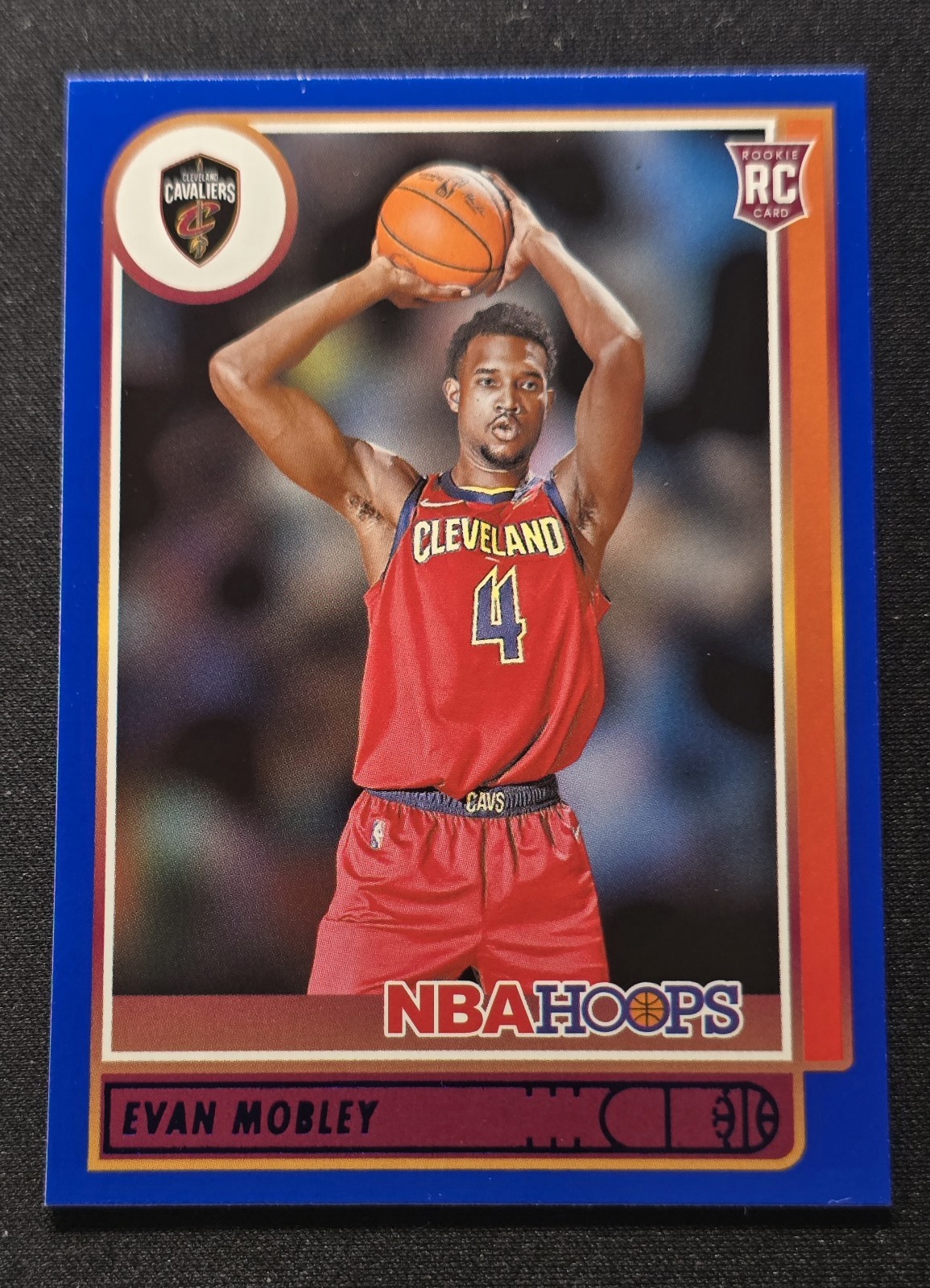 2021-22 Panini NBA Hoops Blue Evan Mobley #234 Rookie RC Card