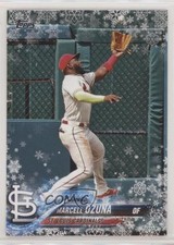 2018 Topps Holiday WalMart Mega Box Marcell Ozuna #HMW102 y0i