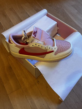 Travis Scott x Nike Air Jordan 1 Low Tropical...