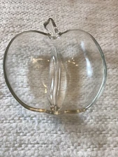 Vintage Orchard Ware Clear Glass Divided Apple Shaped Relish Dish 6" x 6.5" EUC
