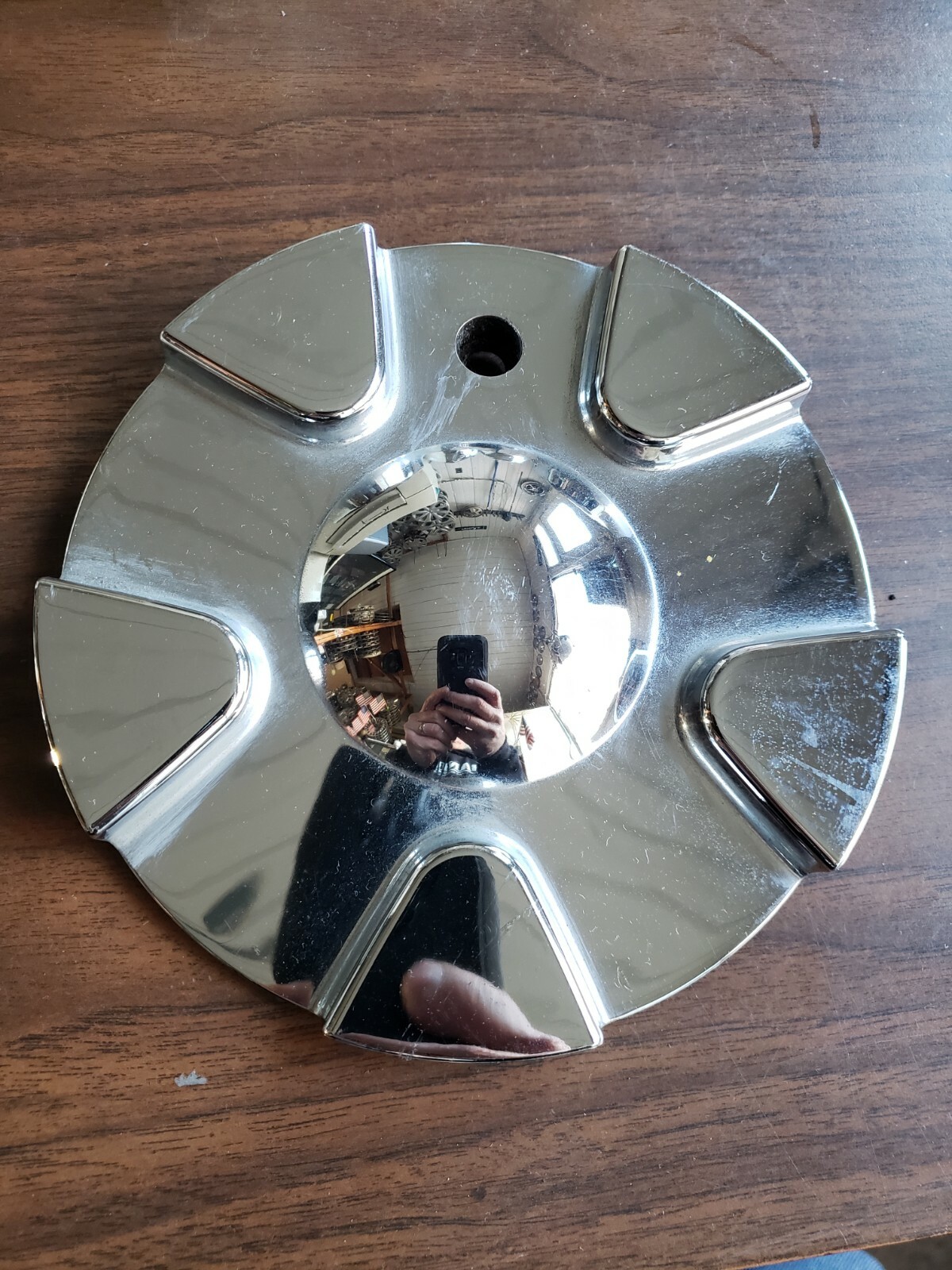 (1) GIO CUSTOM WHEELS SINGLE CENTER HUB CAP OEM CAP810L167-image