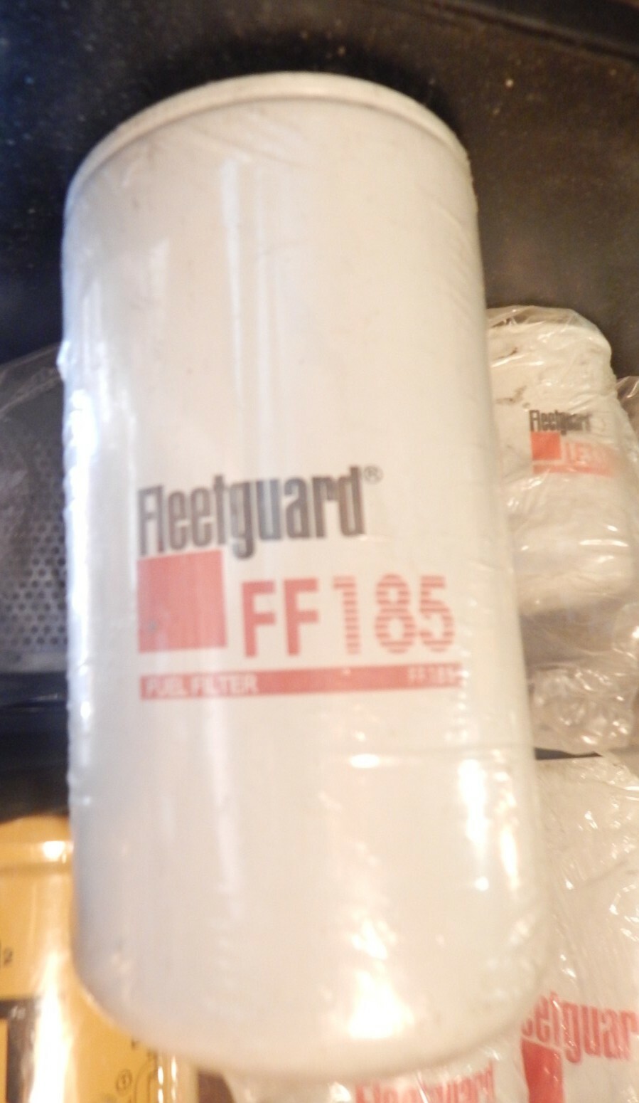 Fleetguard FF185 Fuel Filter FREE Shipping | eBay