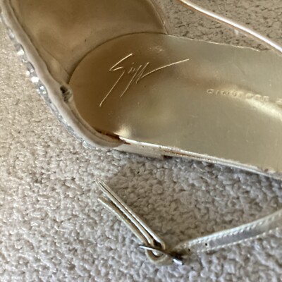 s-l400.jpg Giuseppe Zanotti Gold Flats Sz 8 main image 2