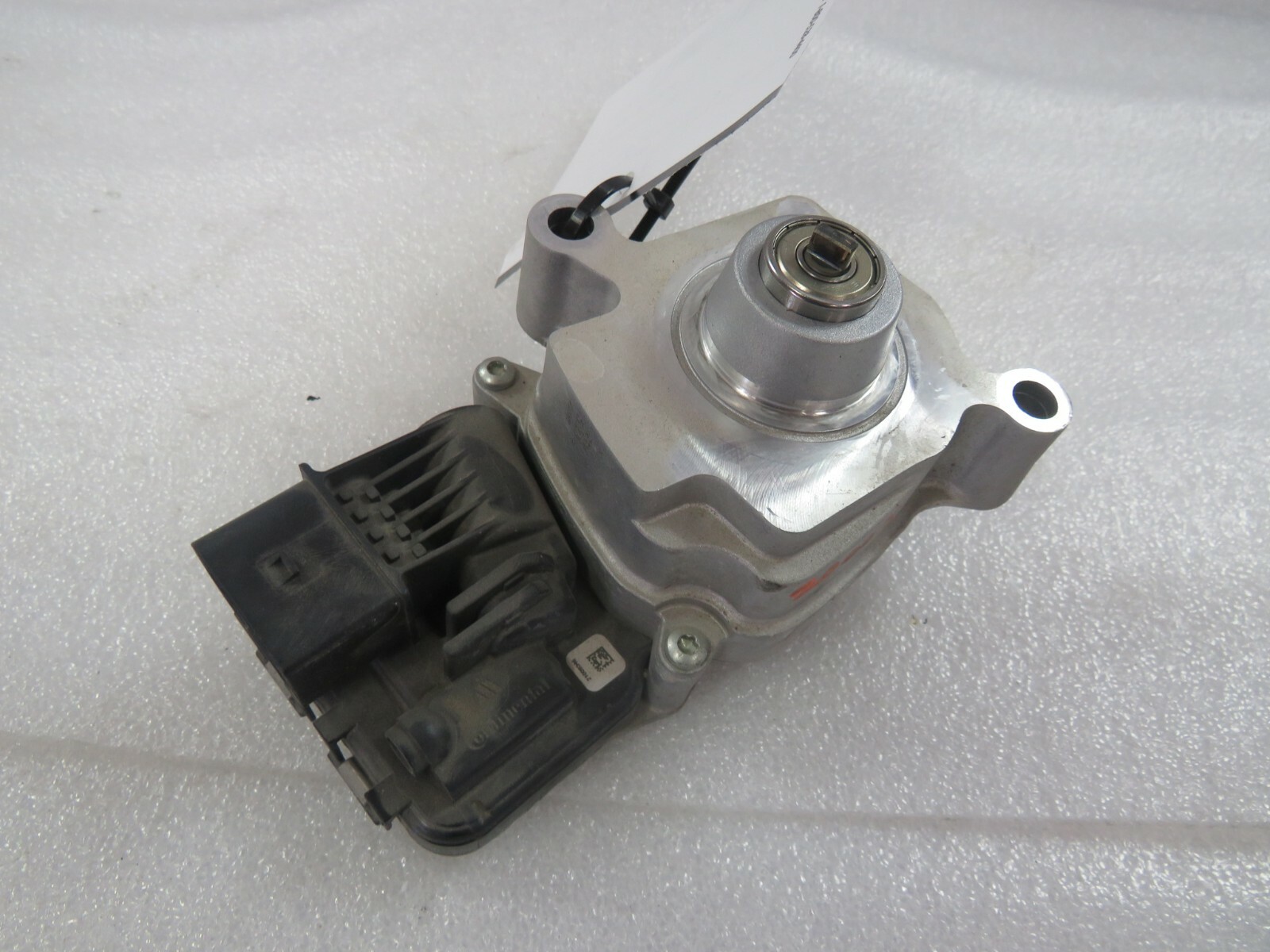 2014 Maserati Quattroporte, Transfer Case Motor, Used, P/N 670008140