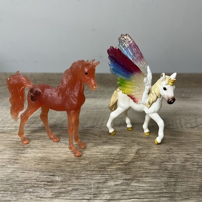 Schleich Bayala Unicorn Fantasy Flying Figure Lot of 2 Horses Retired Figures