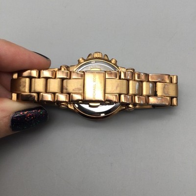 Michael Kors Runway Womens Watch 28mm Gold Tone Chrono MK  display picture 3
