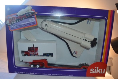 Siku 4016 - US-Truck Peterbilt mit Space Shuttle NASA Columbia, gebraucht, 1:55