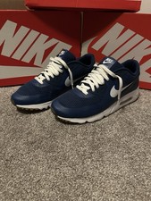 Nike Air Max 90 Ultra Essential (2015) Size 1...
