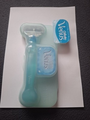 Gillette Venus Rasierer mit Reiseetui und 2 Ersatzklingen