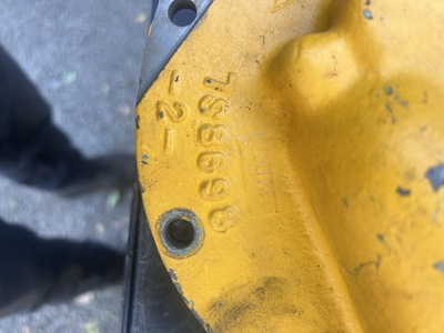 #ad Caterpillar Oil Scavenge Pumps. 4S8635 2 7S8698 1 $250.00