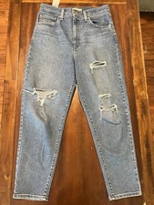 Levi's High Waisted Mom Jeans Tapered Med Wash Distressed Women's Size 30x27