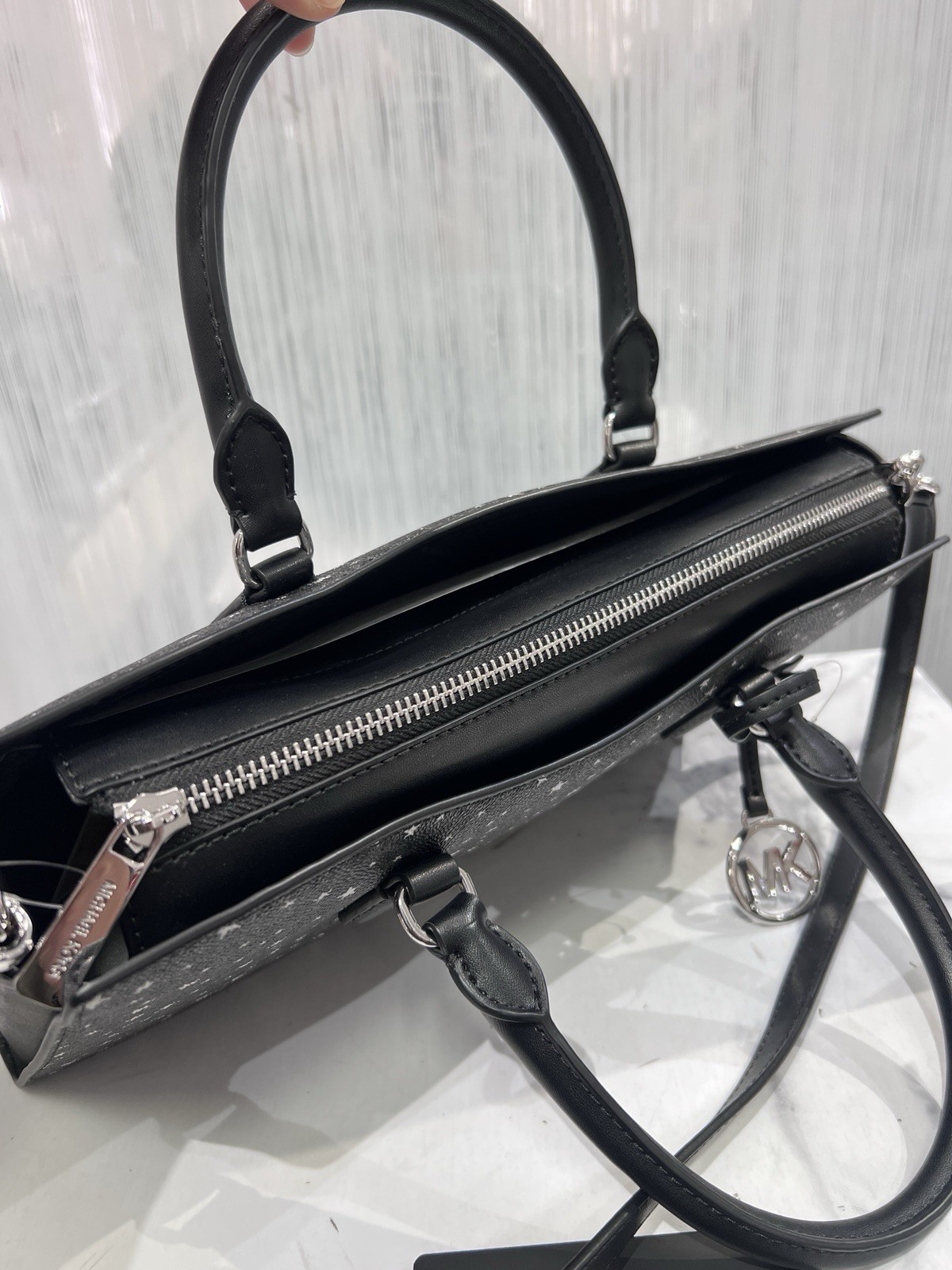 MICHAEL KORS Arden Medium Zip Tote Bag - Star Print thumbnail 11