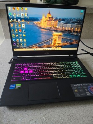 MSI Katana 15 B13VFK-817US Core i7-13620H 2.4GHz RTX 4060 16GB RAM 1TB SSD 15.6''