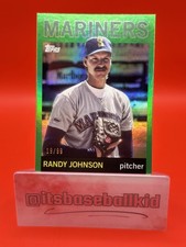 Top Randy Johnson Cards to Collect 32