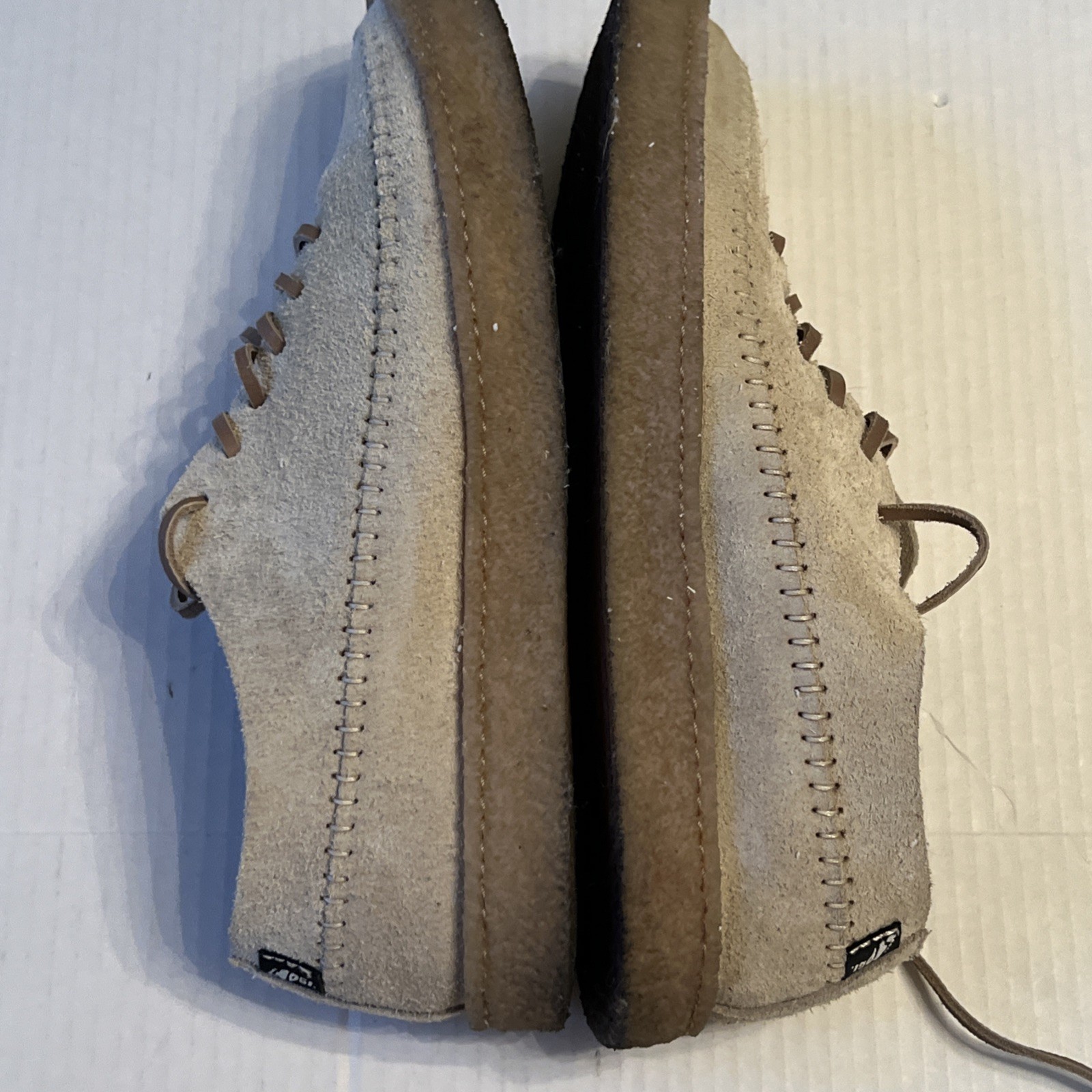 Huckberry YOGI Sz 10/43 Loaf Crepe Sole Suede Sneakers