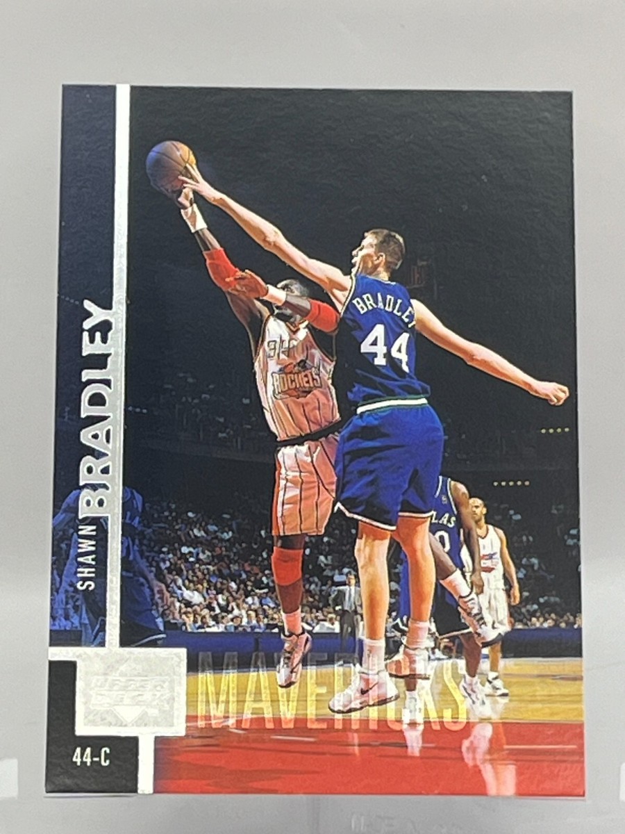 1997-98 Upper Deck NBA Basketball Card #24 Shawn Bradley - Dallas