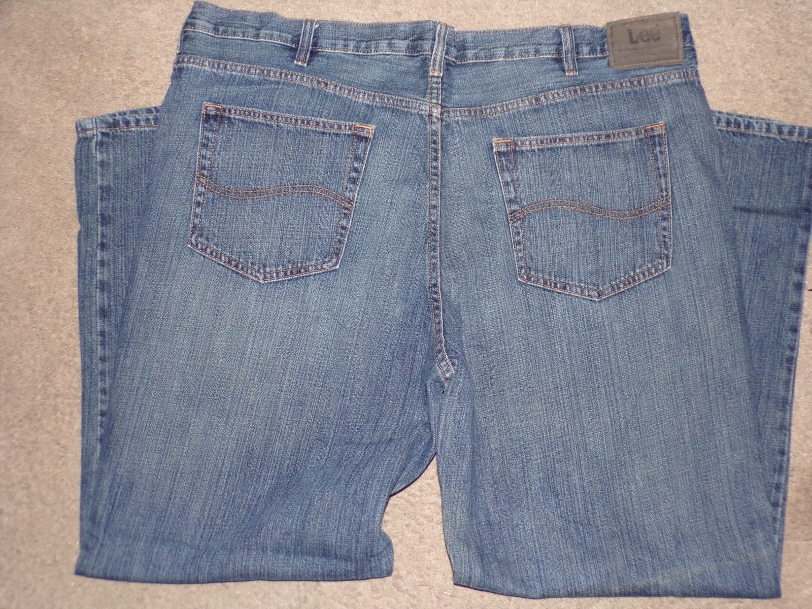LEE RELAXED STRAIGHT LEG MENS JEANS SIZE 42 X 32 NICE