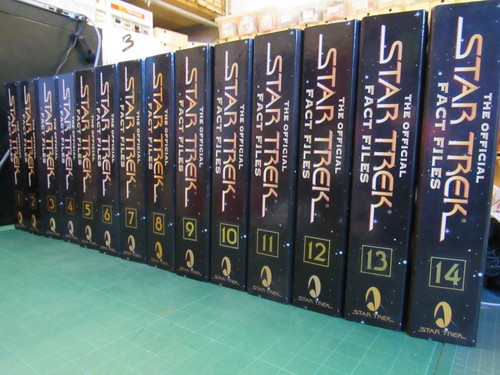 The Official Star Trek Fact Files Volumes 1 -14 Folders - Picture 5 of 13