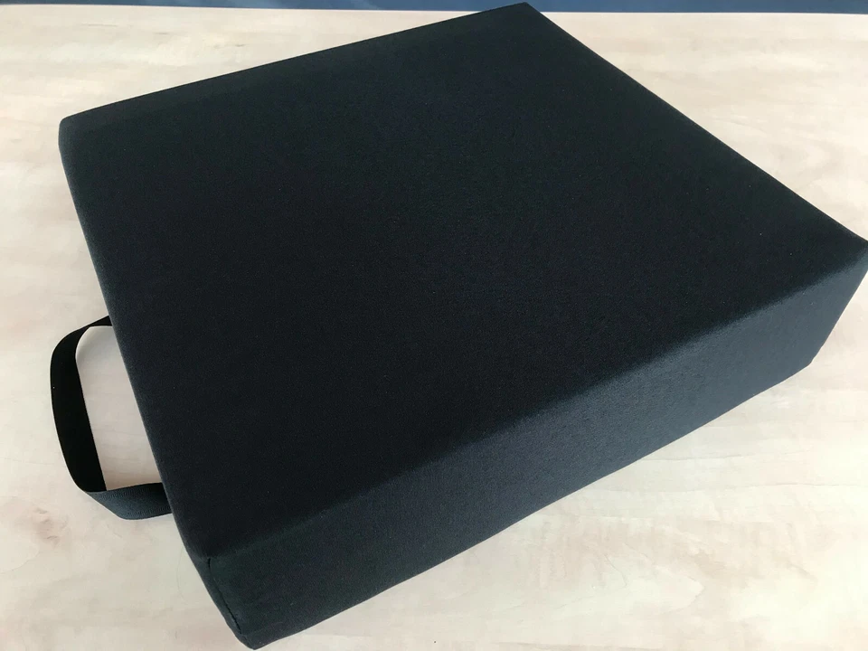 REHA4YOU orthopädische Sitzerhöhung Aufstehhilfe extrastabiler Verbundschaum 50x50x12 cm