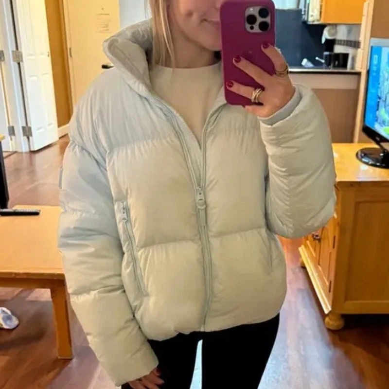 Chaqueta acolchada Mackage Power azul Tessy sembrada XS esquí corto diseñador de gran tamaño $990 Foto 4 de 4