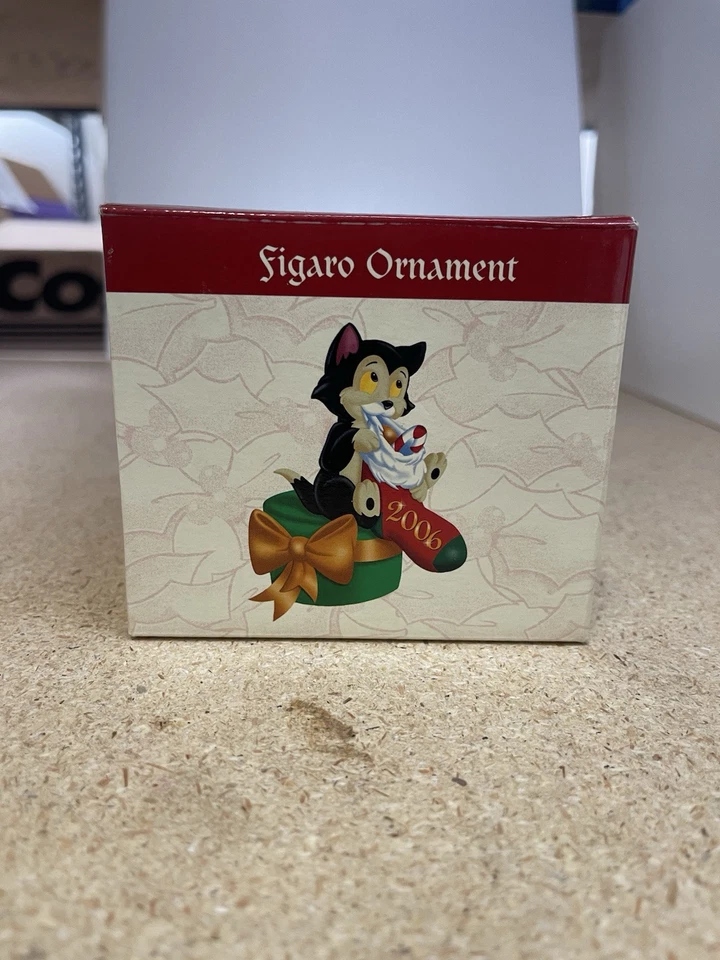 2006 Disney Christmas Through The Years Collection Figaro Ornament - Image 3 of 4