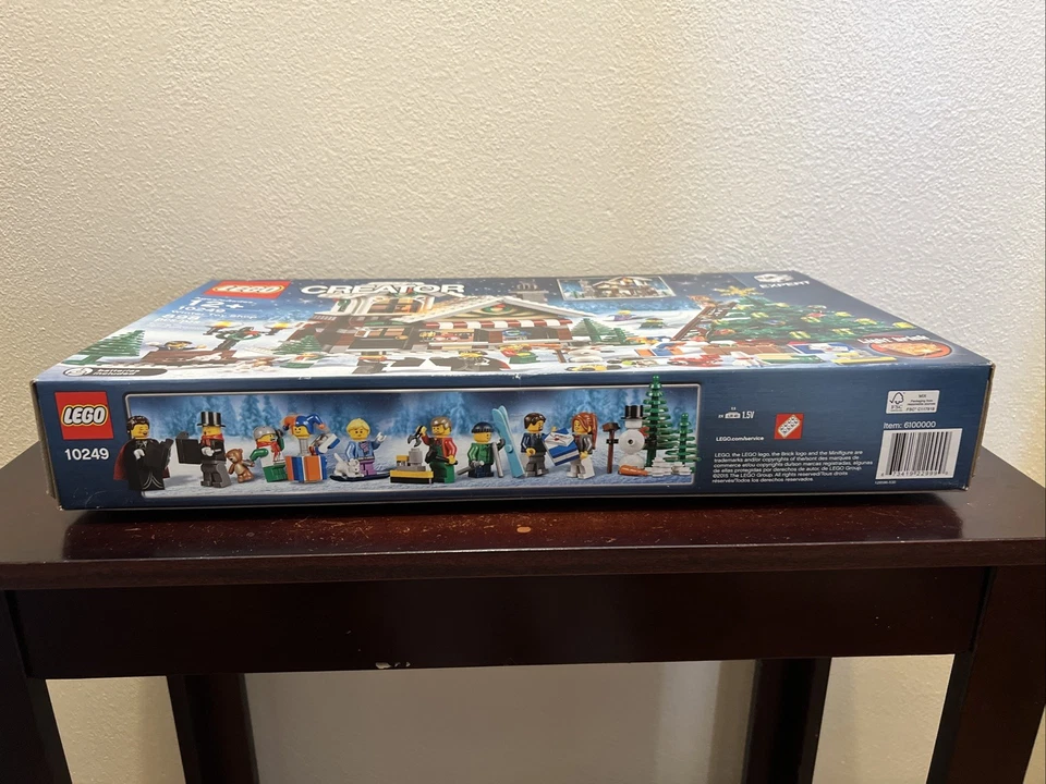 LEGO Creator Expert: Winter Toy Shop (10249) Retired, NIB - Image 4 of 4