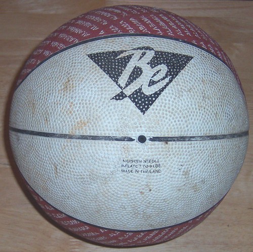 UNIVERSITY OF ALABAMA Crimson Tide Basketball R1 - Picture 3 of 3