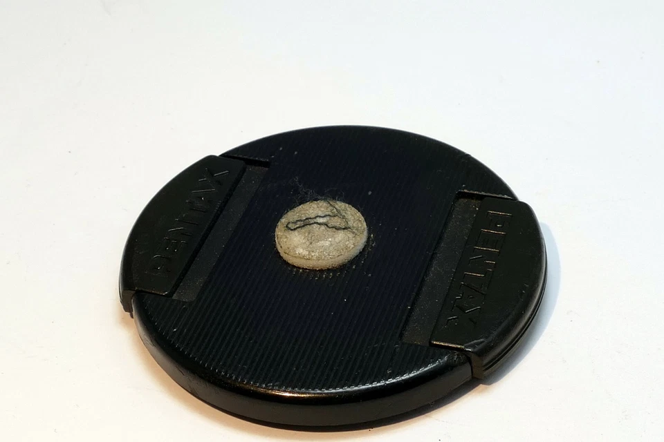58mm Front lens cap for Pentax 80mm f2.8 645  - Image 2 of 4