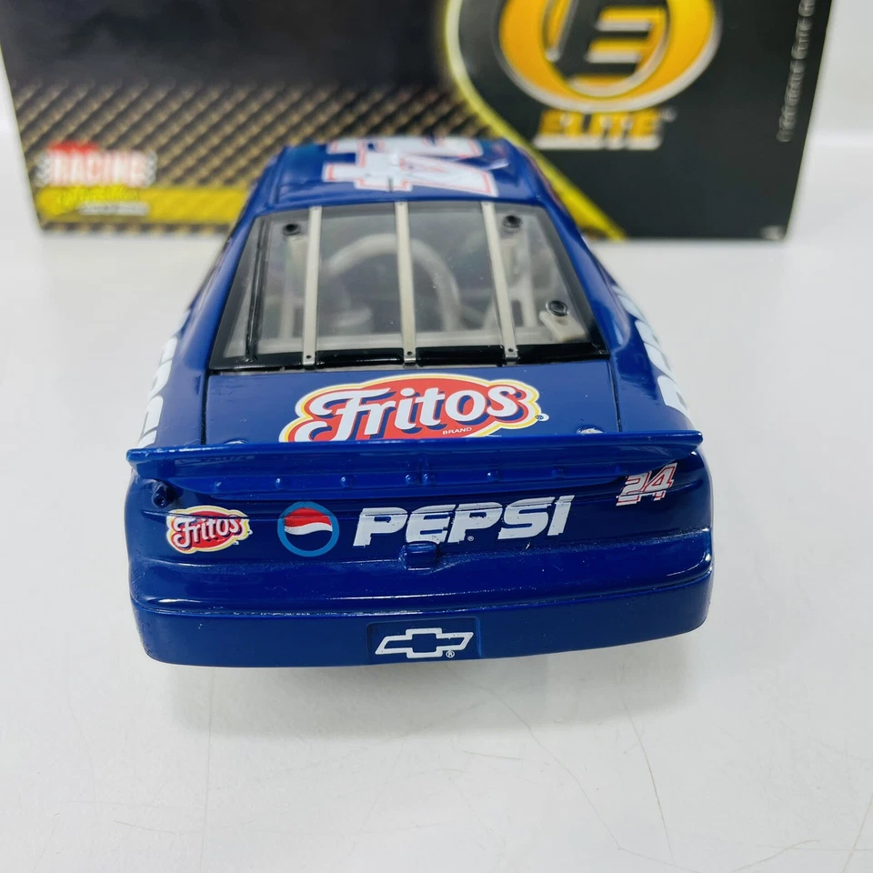 Jeff Gordon #24 Pepsi 1999 Monte Carlo 1:24 Elite RCCA  Diecast Autographed Auto - Image 4 of 4