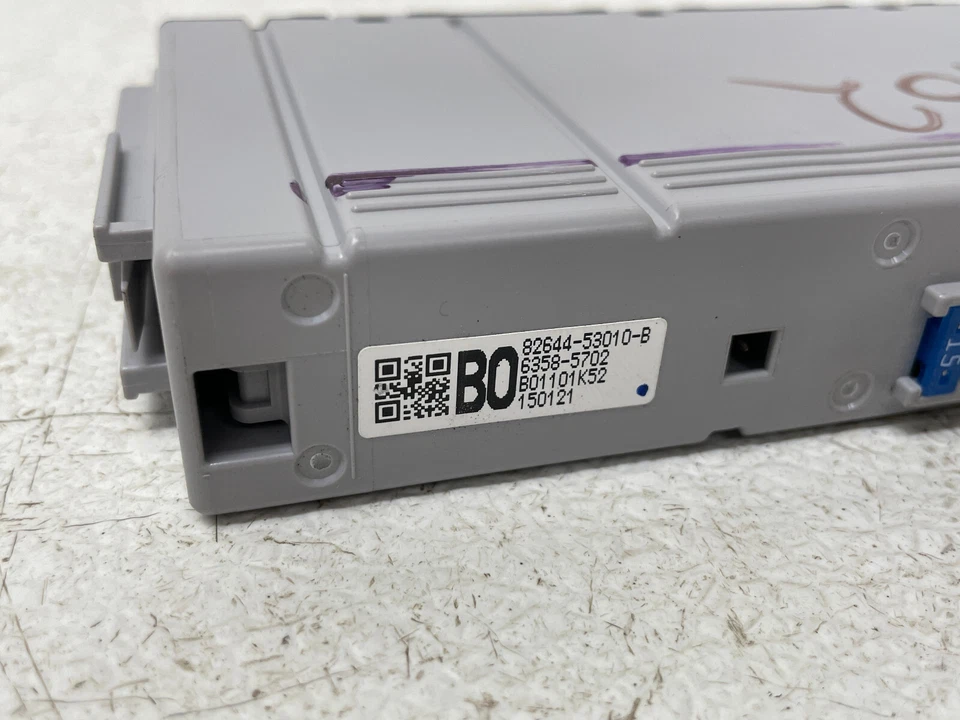 Módulo de control de fusibles semiconductores de integración Lexus RC-F 15 16 17 18 1432 OEM Foto 2 de 4