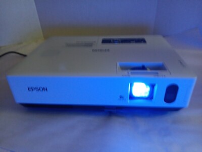 Epson 3LCD EMP-1810 Projector 328 Lamp Hours 3500 Lumens Epson 3LCD EMP-1810 Projector 328 Lamp Hours 3500 Lumens