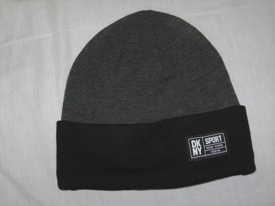 BNWT  DKNY Sport  Fleece Lined Two Tone Beanie Hat   Charcoal Grey Black