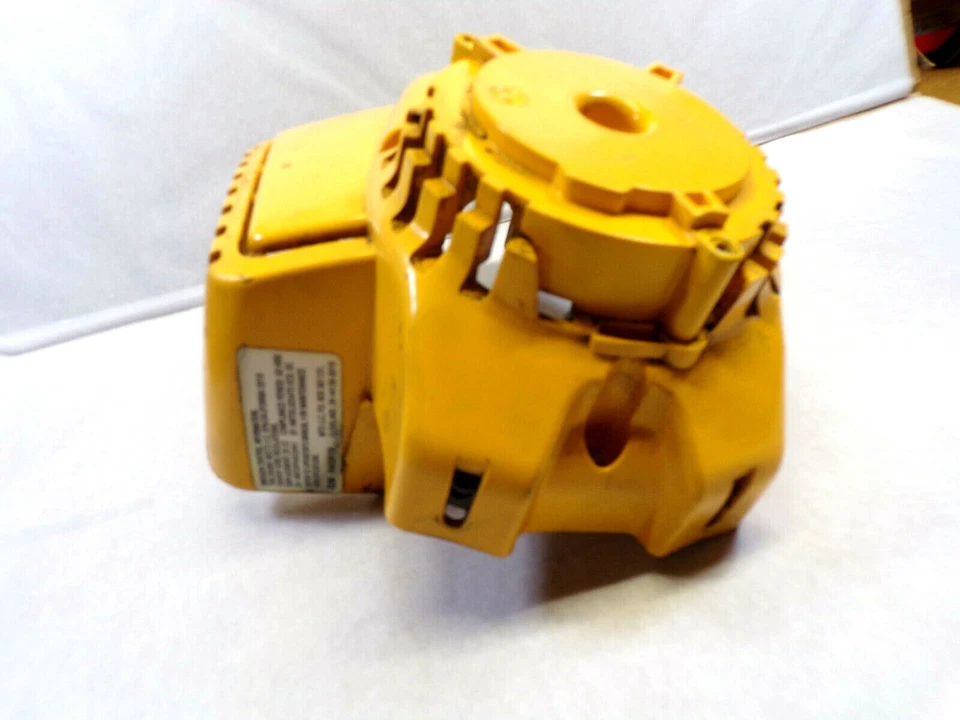 MTD Bolens BL110 Recortadora de Cuerdas USADA OEM Cubierta de Motor Carcasa Como en la Imagen Foto 3 de 4