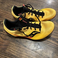 SAUCONY Women's Ballista Middle Distance Track Spikes NEW size 11