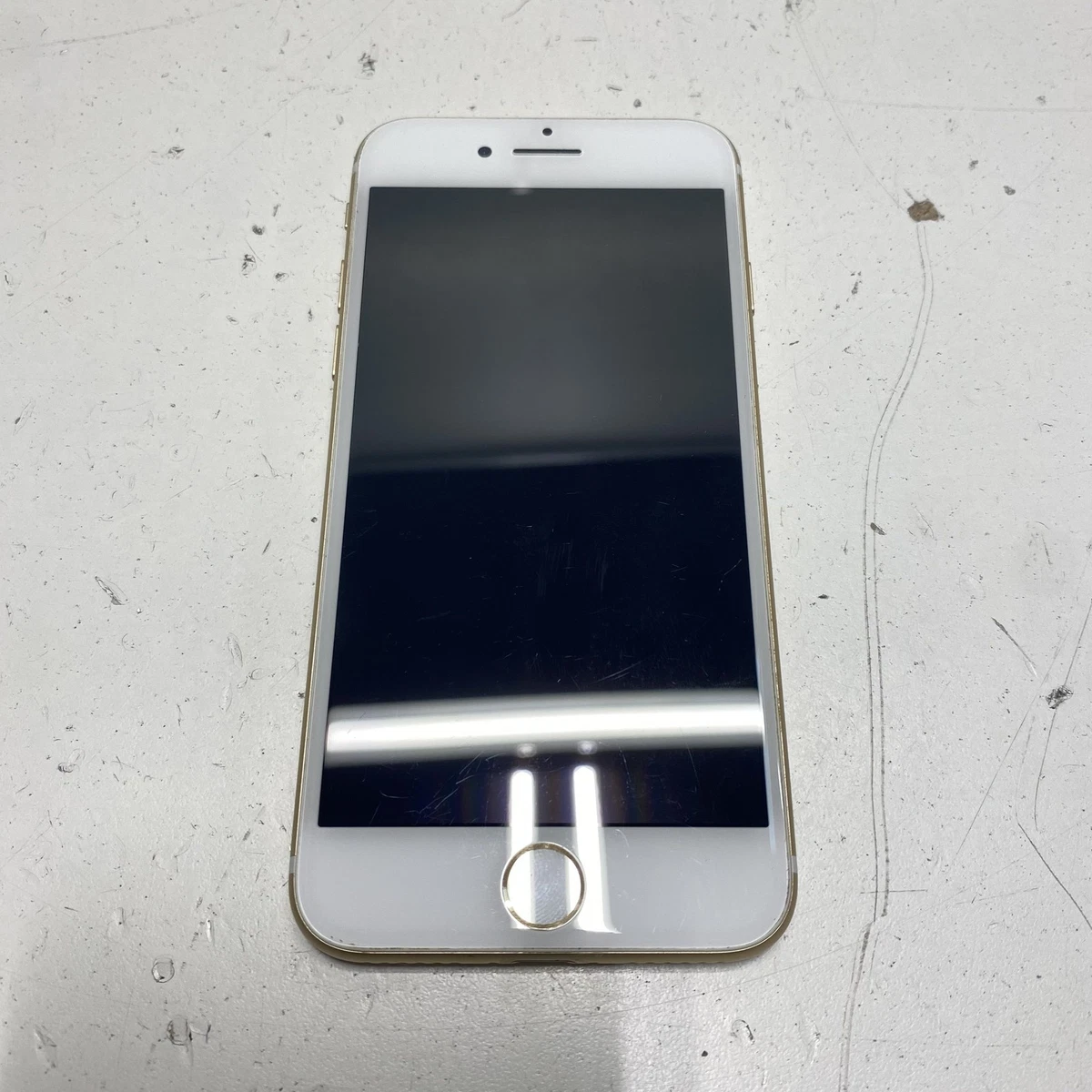 Apple／iPhone 7／ゴールド／32GB APPLE IPHONE 7 32GB DOURADO NOVO COM CAIXA COM GARANTIA DE 2 ANOS