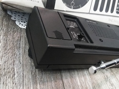 VTG. Randix QCR-18S AM-FM QUARTZ Portable Radio & Alarm Clock W/BOX,MANUAL - Picture 10 of 15