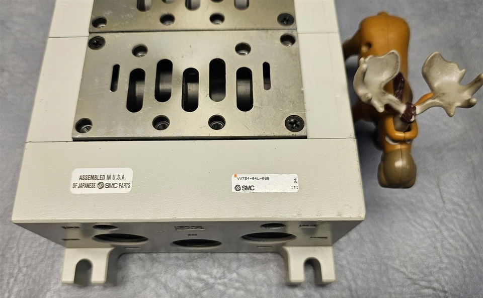Colector SMC VV724-04L-06B tamaño ISO 2 Foto 3 de 4