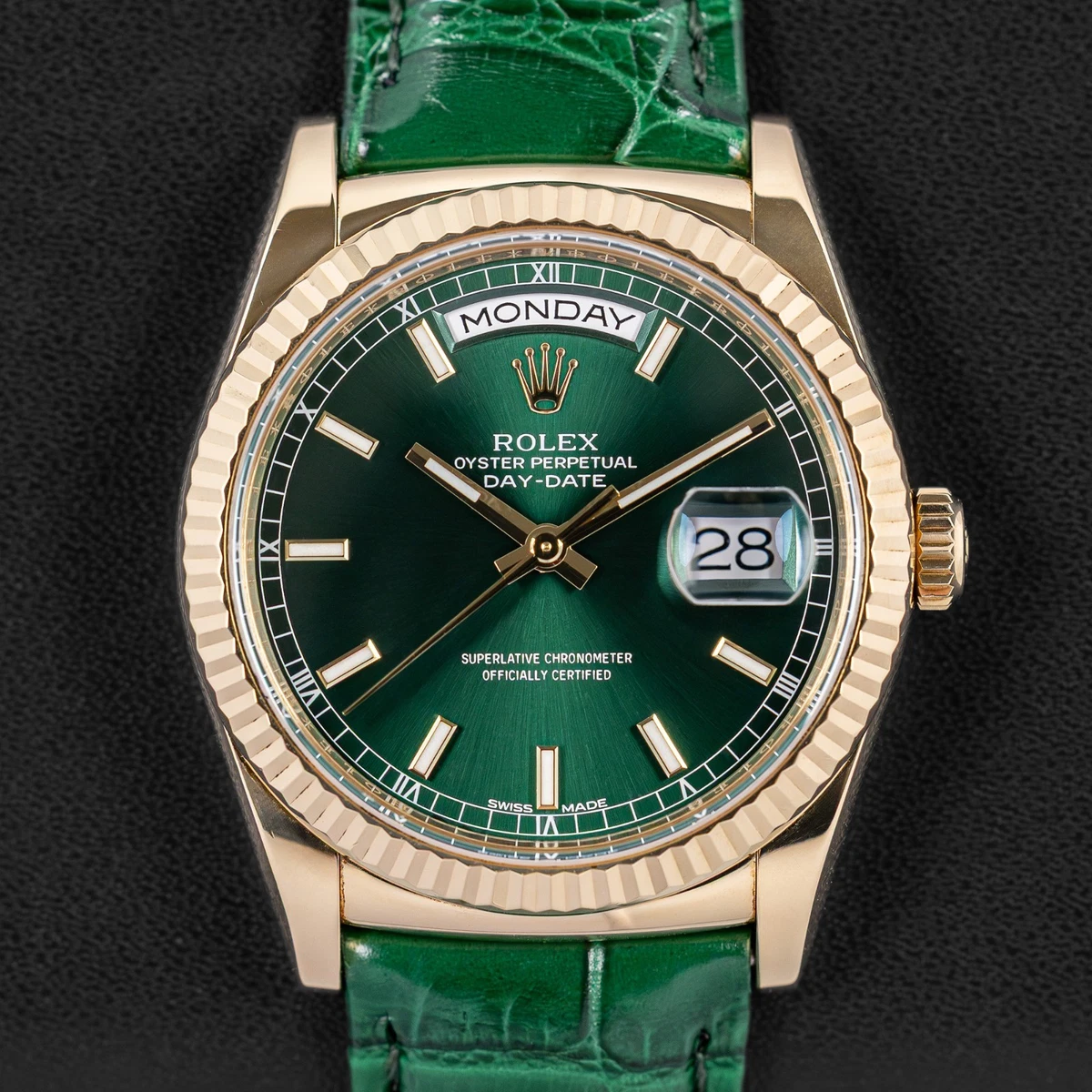 蛇石【B-238】 Rolex Day-Date 36 118138 | Ref. 118138 Watches on Chrono24