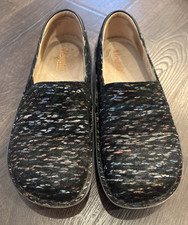 Alegria Womens Size 40 US 9 Debra Obscura Comfort Shoe Black Multi