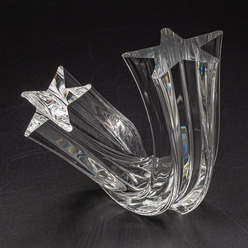 CHIP - Steuben Art Glass Crystal Star Stream 8567 - 5 5/8" Figurine