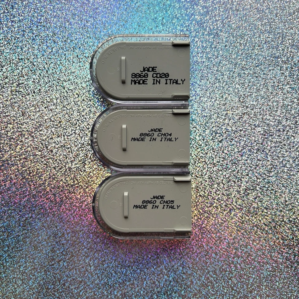 MARY KAY VINTAGE JADE #8860 EYESHADOW PACK OF 3 - Image 4 of 4