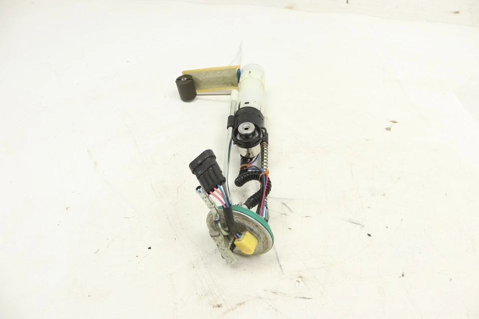 Can-Am Outlander MAX 800 XT 15 Fuel Pump 709000287 51210 Foto 4 de 4