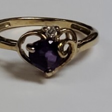 STERLING SILVER AMETHYST RING SIZE 7