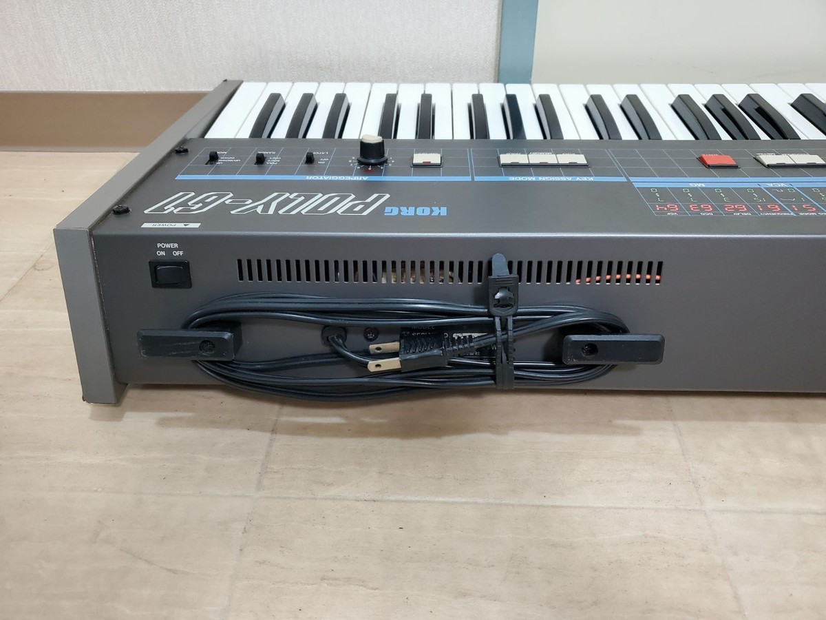 KORG POLY-61 VINTAGE Programmable Polyphonic Synthesizer KORG POLY-61 VINTAGE Programmable Polyphonic Synthesizer
